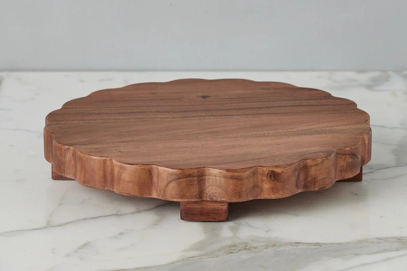 Scalloped Trivet Riser, Large Round, Natural