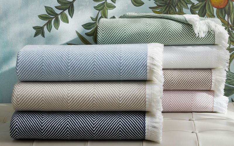 Leo Throw | 60 x 90 | Dune