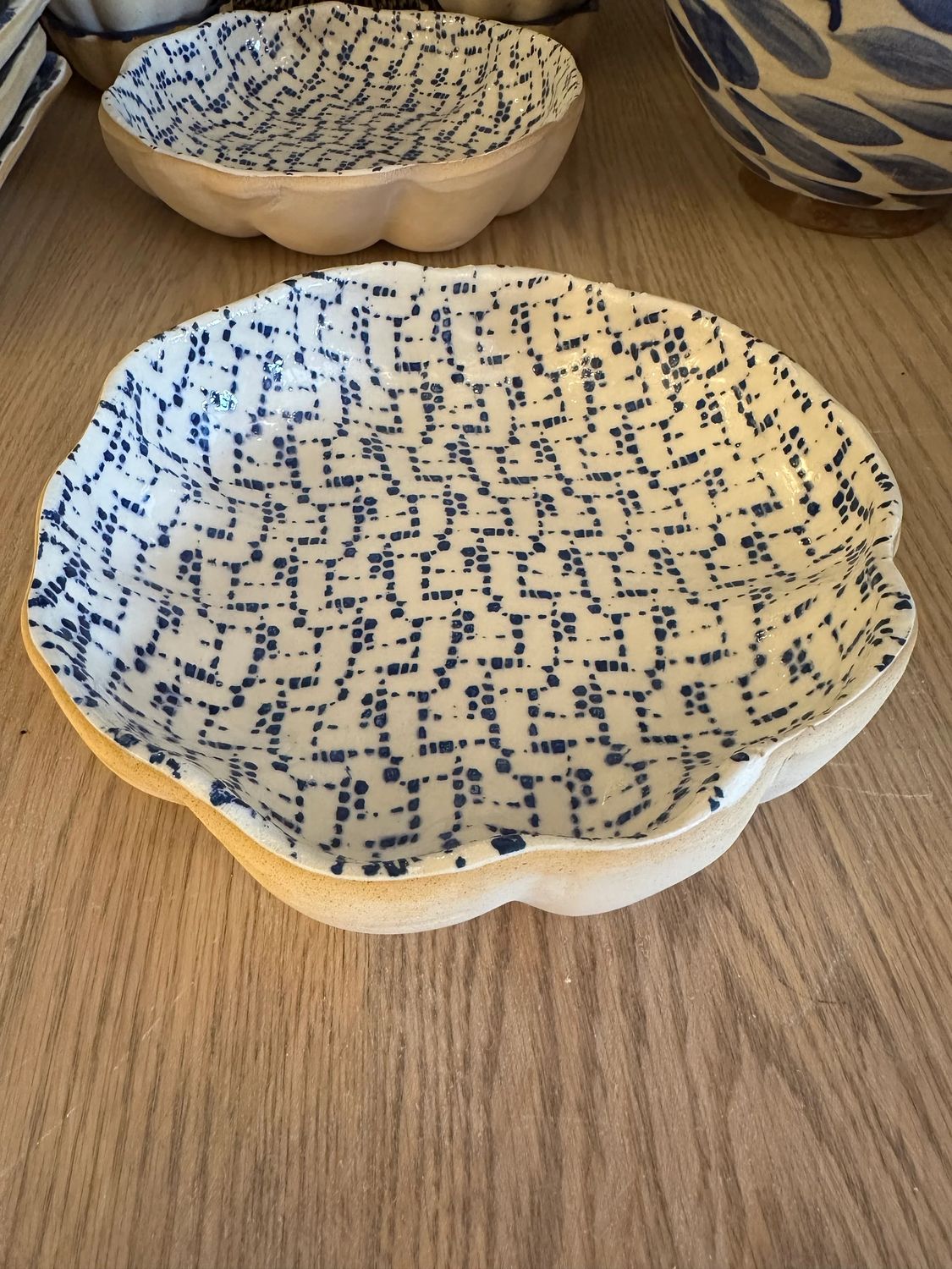 Medium Scallop Bowl Maze | Cobalt