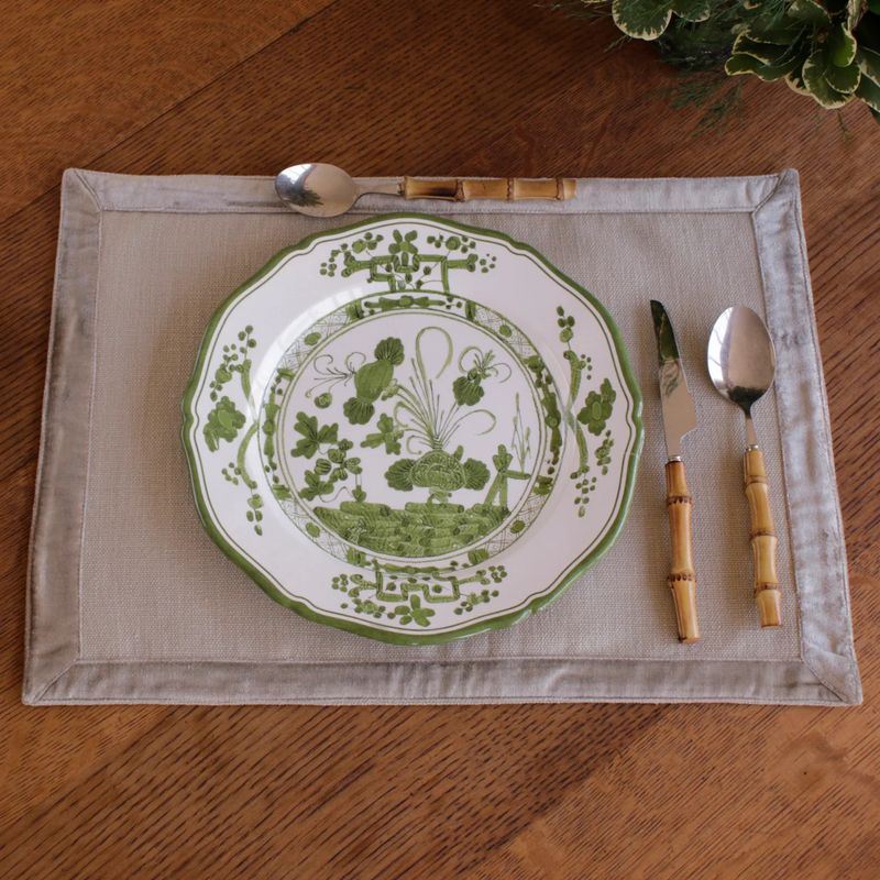 Vida Faenza 9" Melamine Salad Plate | Green | Set of 4