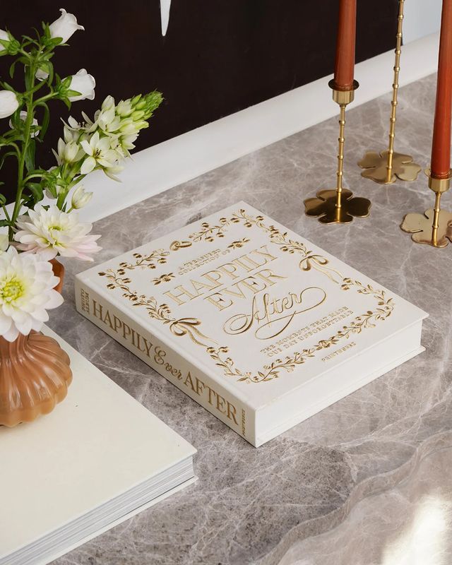 EMBROIDERED PHOTO ALBUM - HAPPILY EVER AFTER