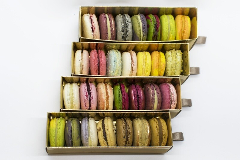 Macarons 28x
