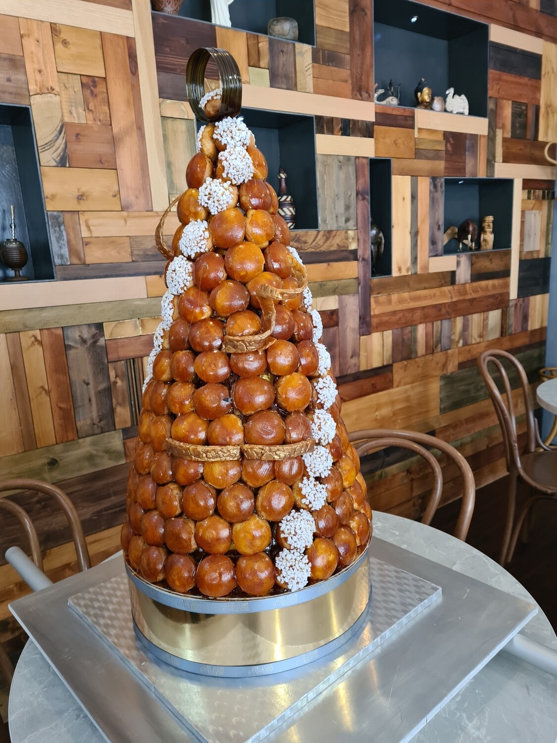 Croquembouche