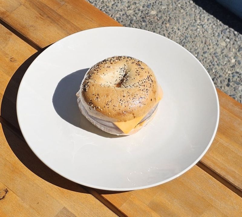Ham &amp; Egg Breakfast Bagel