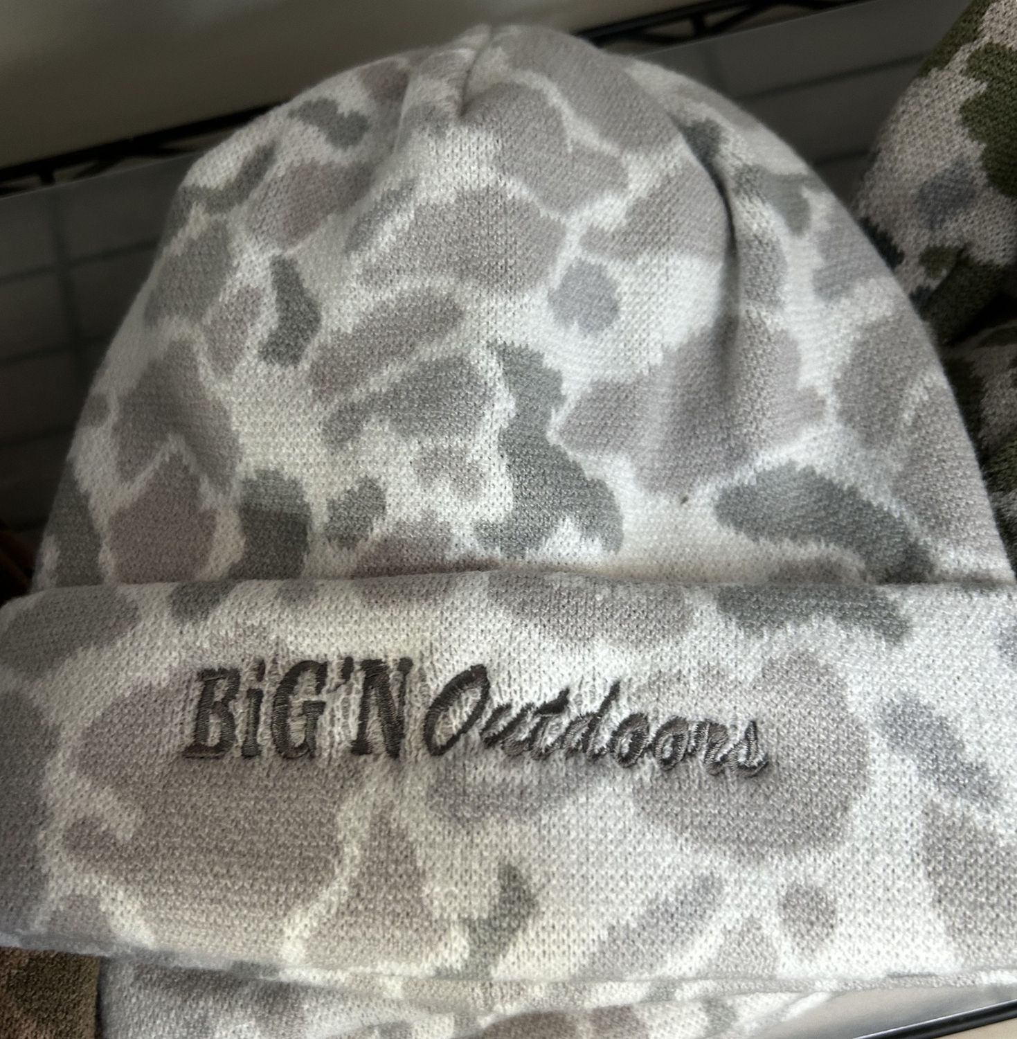 Beanie, Colour: White camo