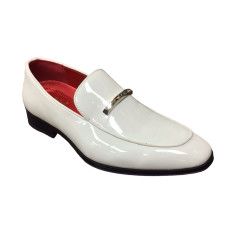 GLOBE FOOTWEAR LOAFER