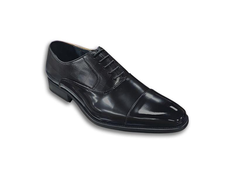 LACE UP CAPTOE OXFORD DOTTED DRESS SHOE