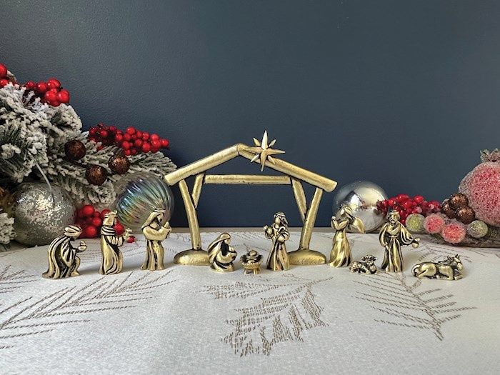 MINI NATIVITY SET- 11 PIECES