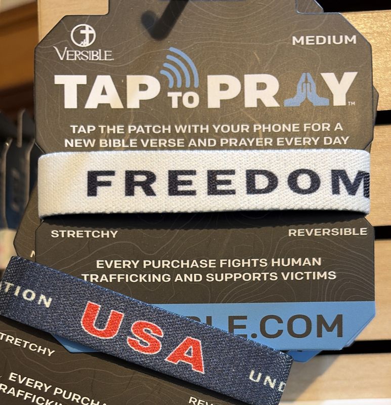WRISTBAND- FREEDOM- MEDIUM- VERSIBLE, TAP TO PRAY