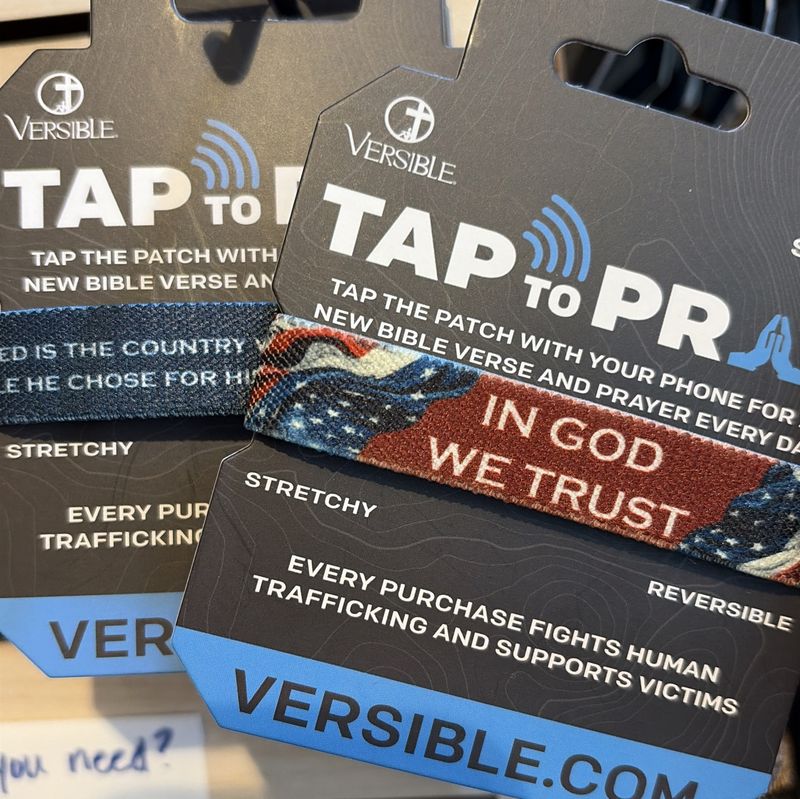WRISTBAND- PATRIOT- SMALL- VERSIBLE, TAP TO PRAY