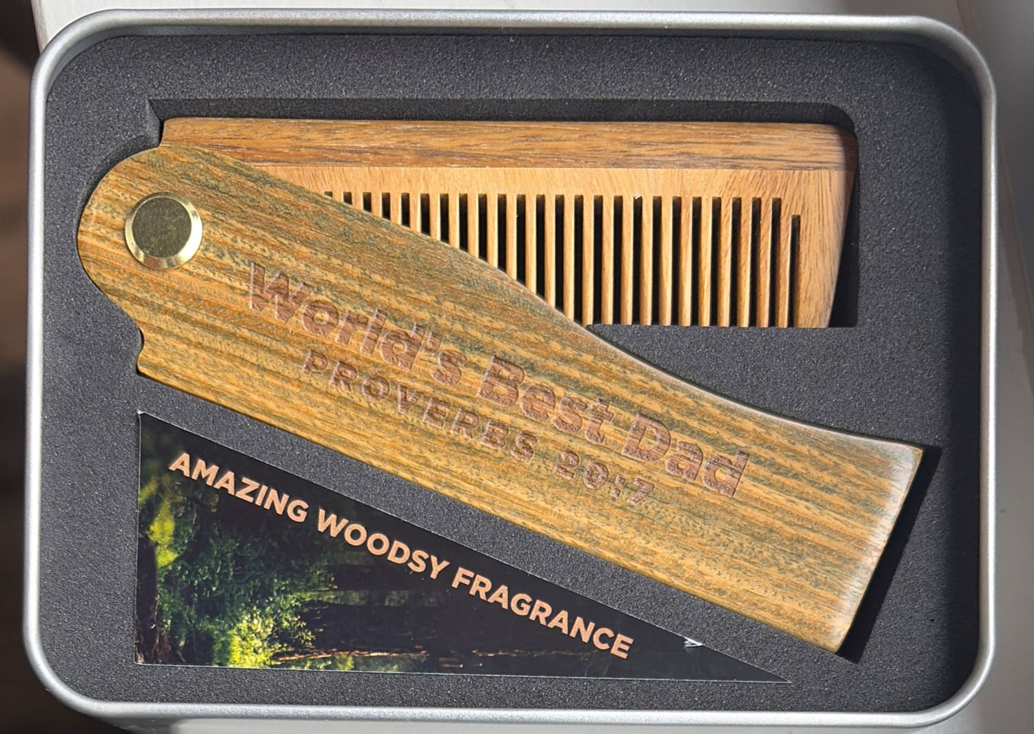 SANDALWOOD BEARD COMB- WORLD'S BEST DAD, PROVERBS 20:7