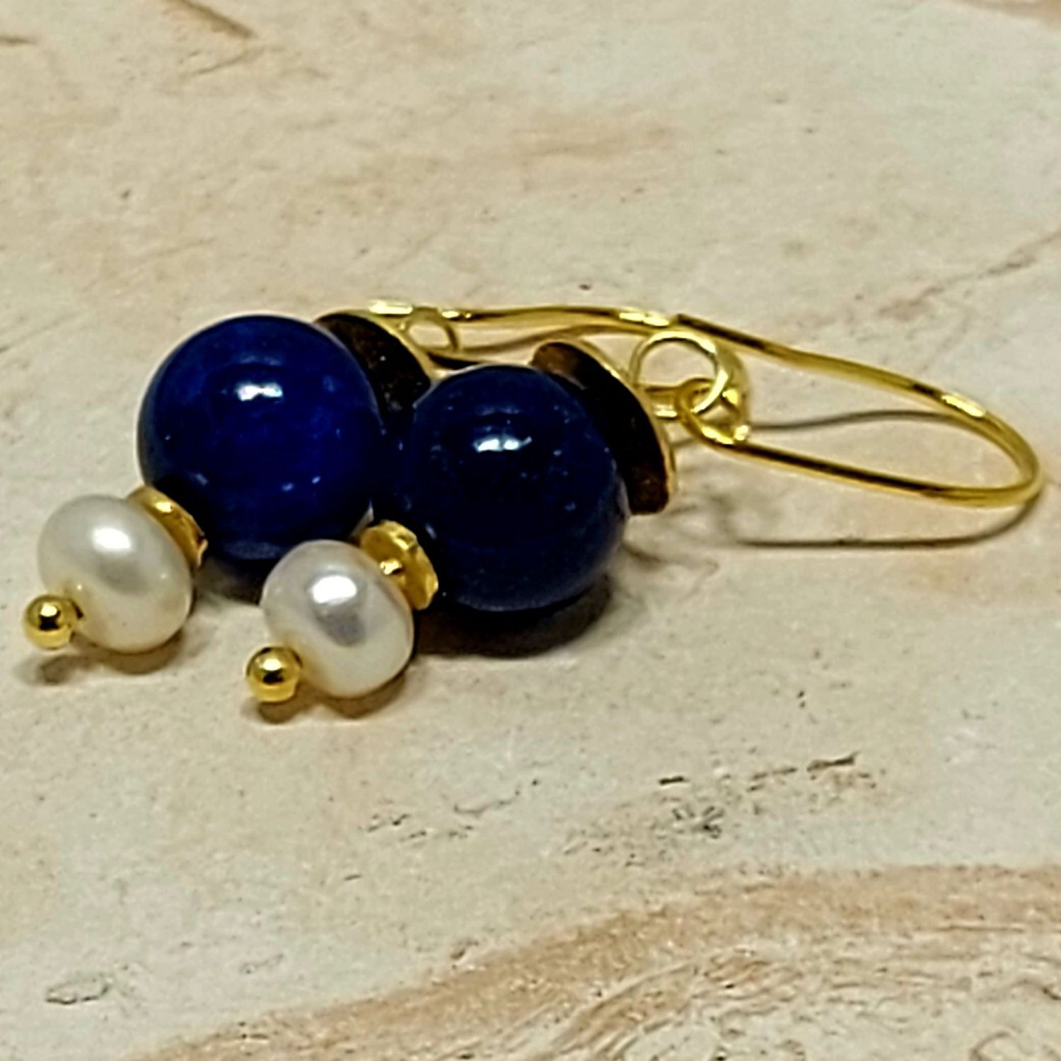 Royal blaue  Lapislazuli - Perlenohrringe