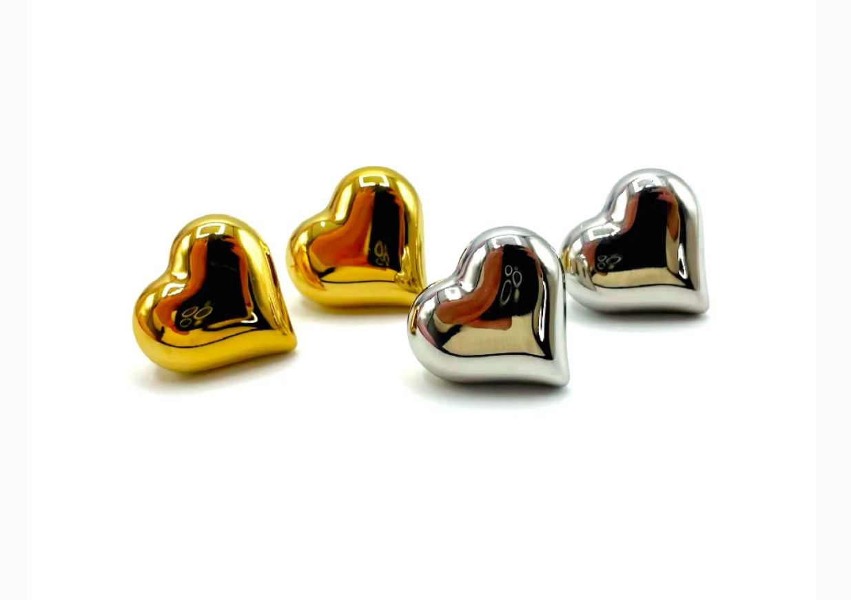 Orecchini a lobo cuore in acciaio confezione regalo inclusa