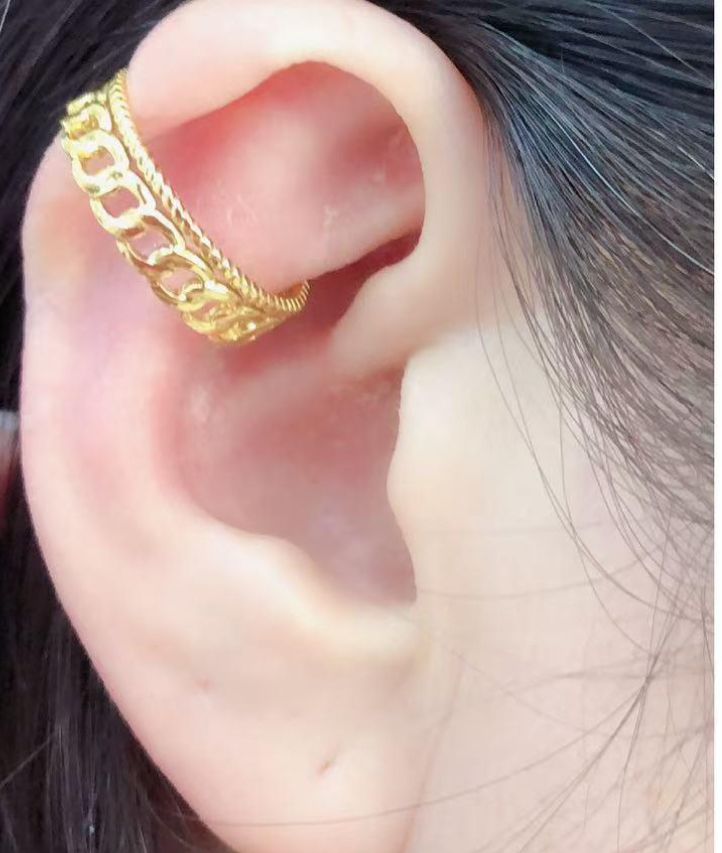 Orecchino Ear cuff regolabile acciaio