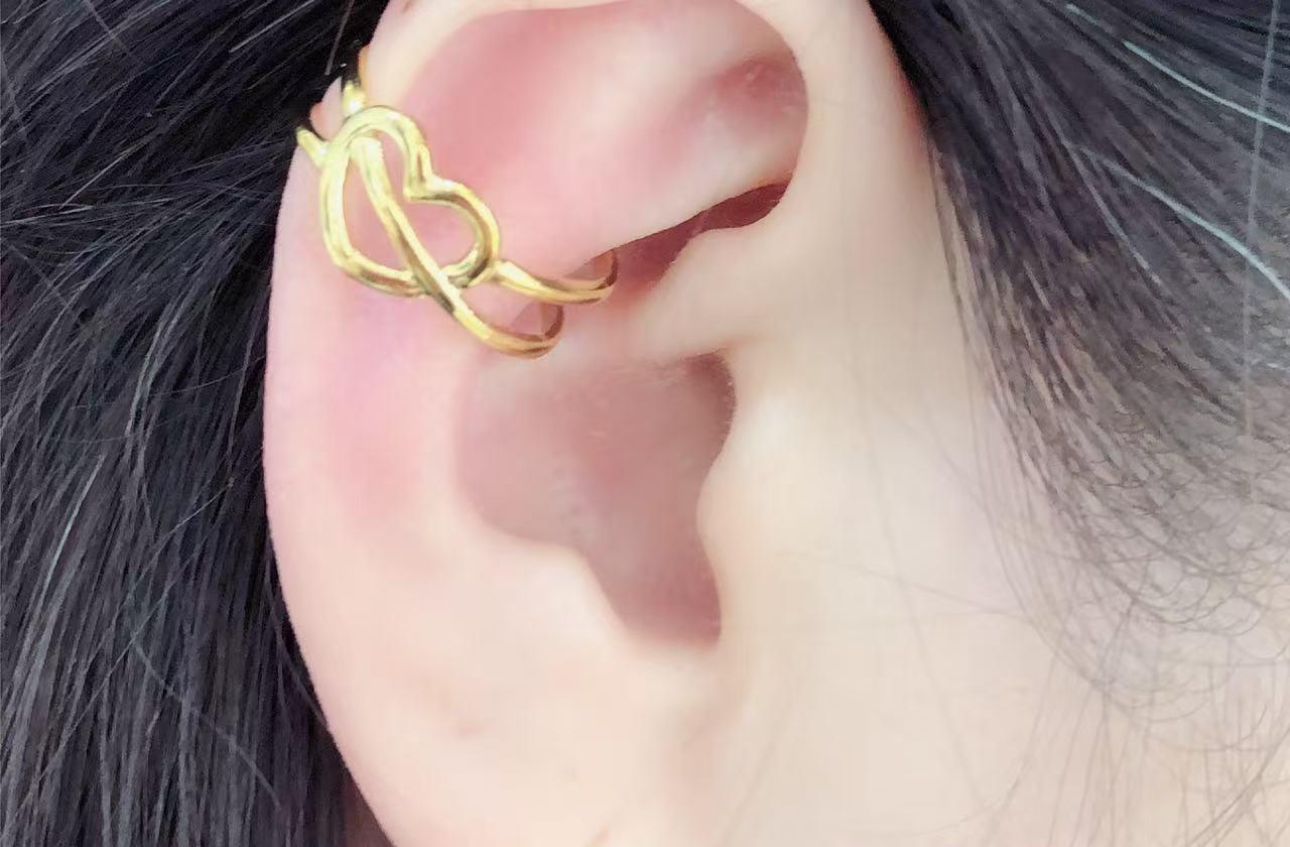 Orecchino Ear cuff regolabile acciaio