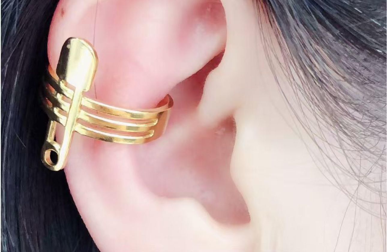 Orecchino Ear cuff regolabile acciaio