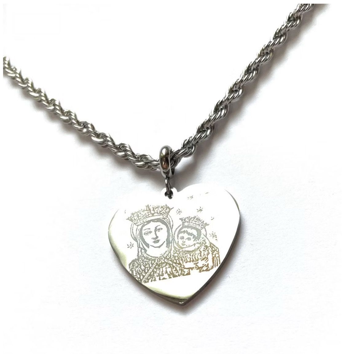 Collana acciaio Madonna Dell&#39;arco formato cuore