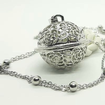 Collana sfera sonora Traforata Gravidanza