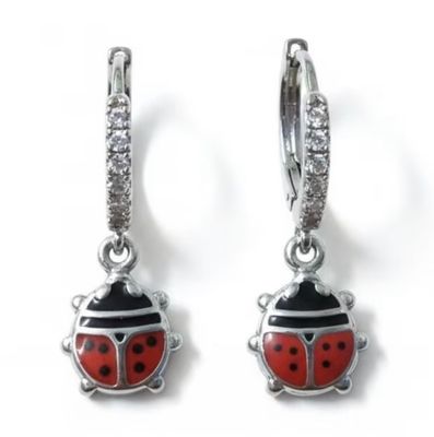 Orecchini cerchio Coccinella ø 15 mm semizirconati acciaio chiusura a scattino Orecchini cerchio Coccinella ø 15 mm semizirconati acciaio chiusura a scattino