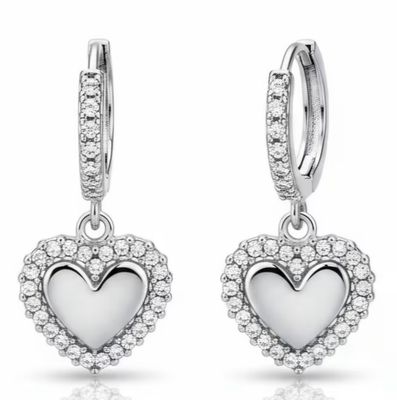 Orecchini cerchio Cuore ø 15 mm semizirconati acciaio chiusura a scattino Orecchini cerchio Cuore ø 15 mm semizirconati acciaio chiusura a scattino