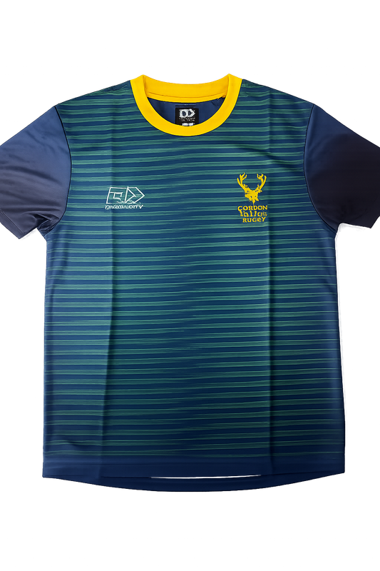 Old Training Shirts Boys - Size Junior 5