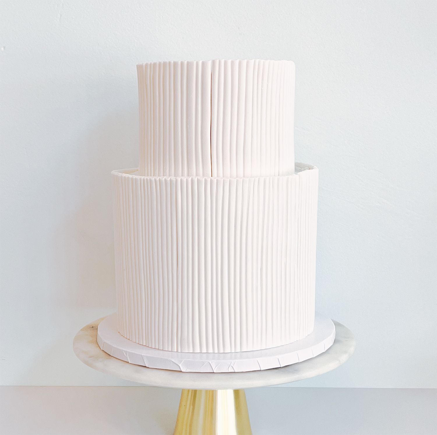 SimplyWed™ Simply Aurelle (wedding cake/GF available)