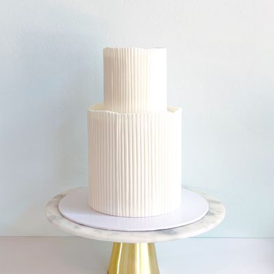 Simply Aurelle (wedding cake/GF available) Simply Aurelle (wedding cake/GF available)