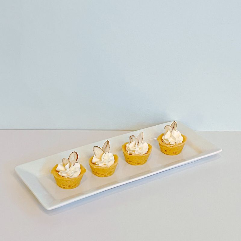 Almond Vanilla Crème Tart-inis