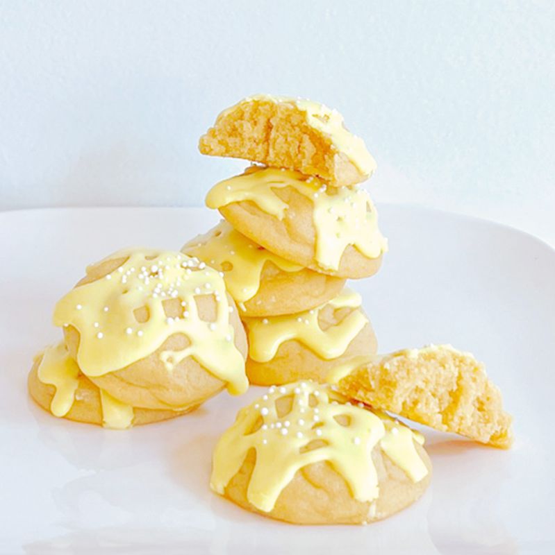 SimplyWed Sunburst Lemon Cookies