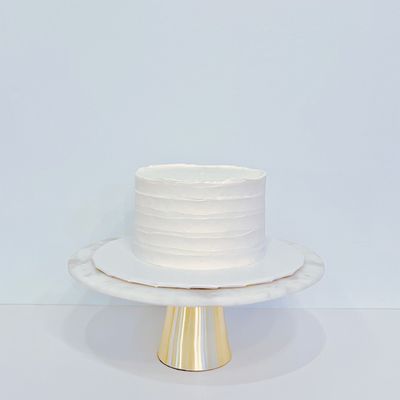 Simply Cutting Cake (GF + vegan available)