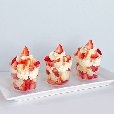 Strawberry Short-Cups (GF available)