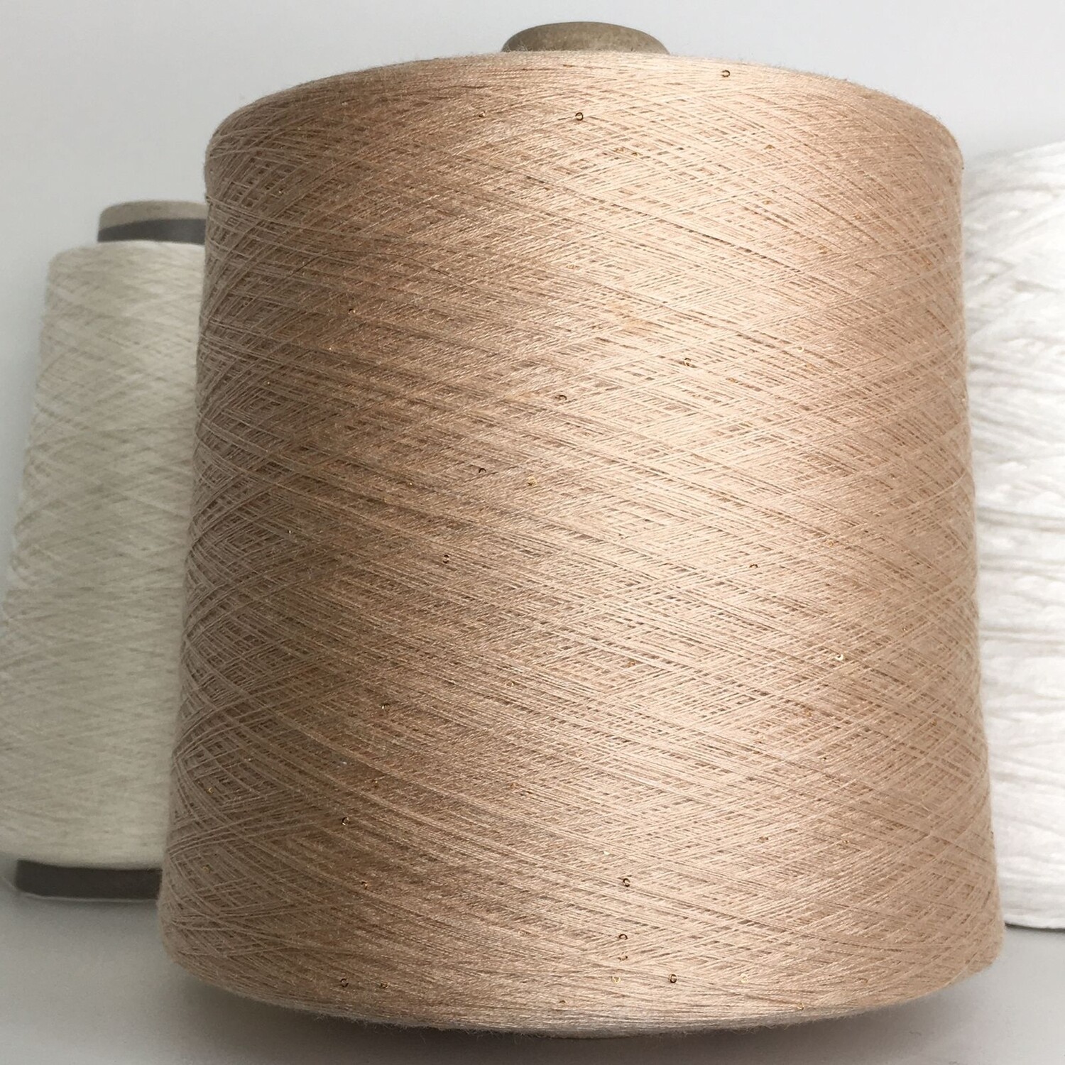 Maple gruppo filpucci 8% альпака 34% меринос экстрафайн 35% полиамид 23. 50 кашемир. метраж 180м/100г. кашемир волокно. итальянский меланж.