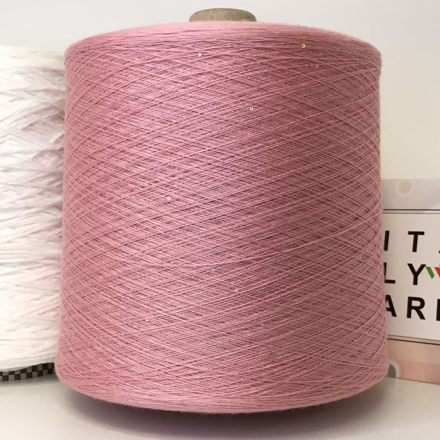 P. Botto poala меринос 100% 300м/100 гр. пряжа papiro cash loro piana. пряжа biagioli modesto trapper. 2369: 40% меринос, 10% кашемир, 25% вискоза, 25% па, art: velox, new mill s.