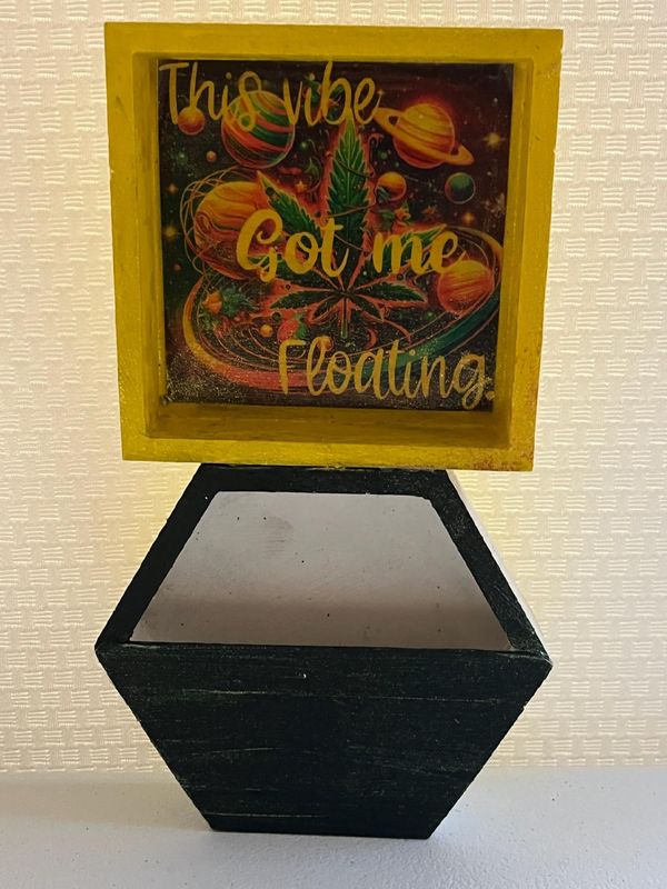 VibeLamp “This Vibe Got Me Floating”