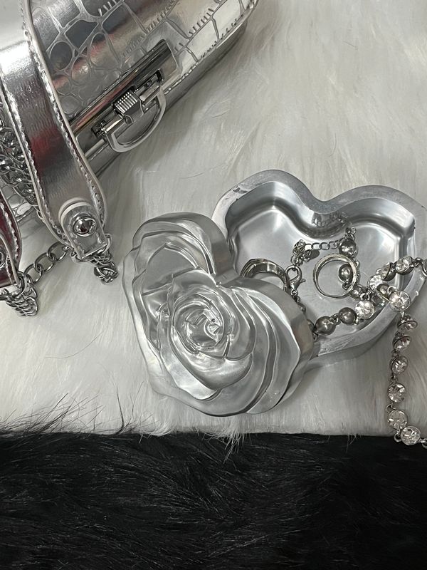 Resin Rose Heart Trinket Jar – Silver & Green Keepsake Box