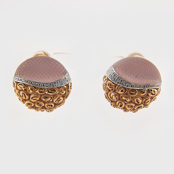 Rose quartz and diamond earrings in 18k yellow gold