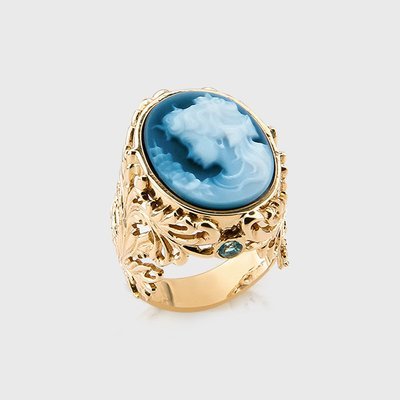 Cameo and gemstone ring in 14k yellow gold
