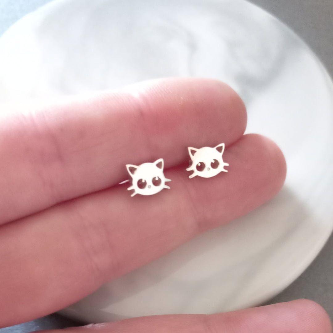 Cat Face Stud Earrings
