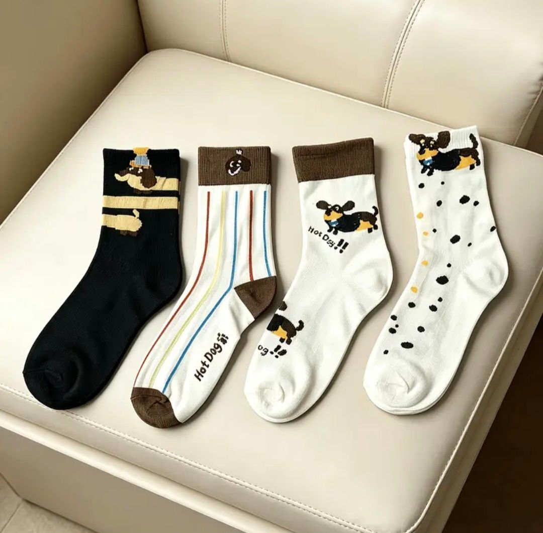 Set of socks - 4 in a pack with cute brown & black Dachshunds