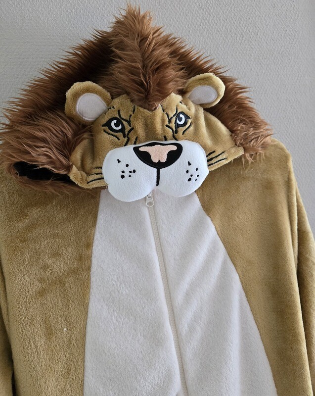 Onesie, Jumpsuit &quot;Leeuw&quot; hooded