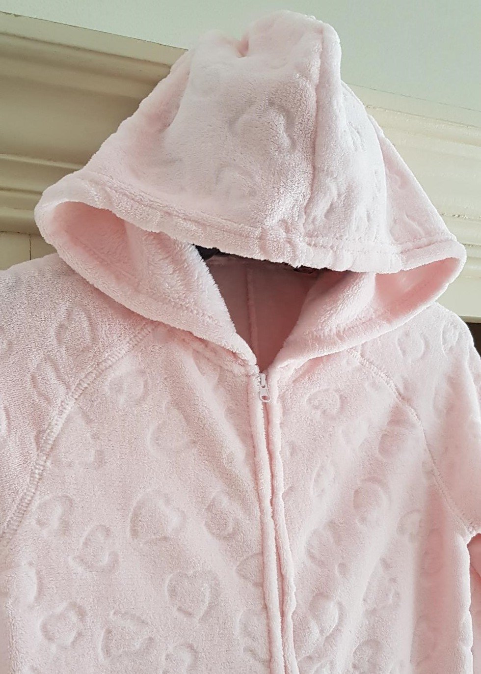 Onesie, Jumpsuit &quot;Hartjes&quot; reliëf print hooded super soft