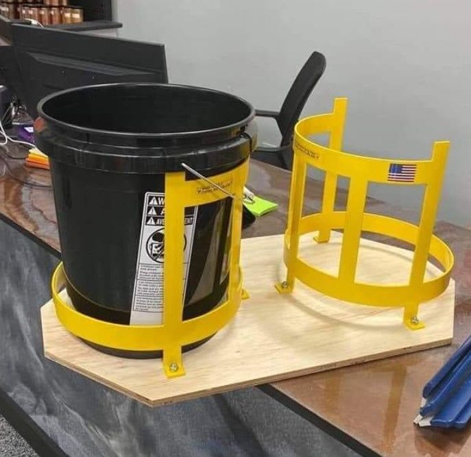 5 Gallon Bucket Mixing Station 5 Gallon Bucket Mixing Station