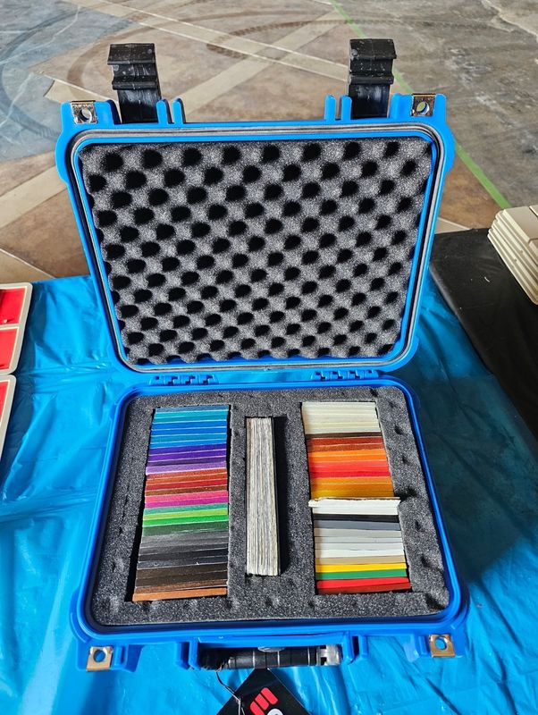 E4E-Metallic Pigment Samples / Hard case and individual