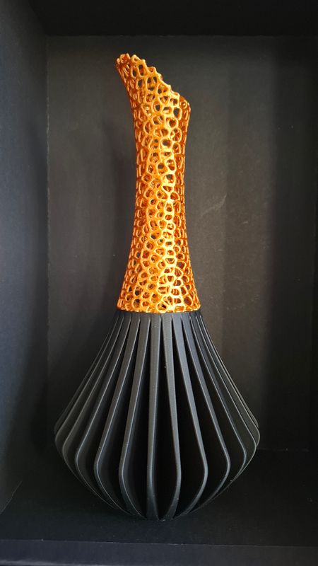 Moderne vaas voronoi motief  Black &amp; Gold