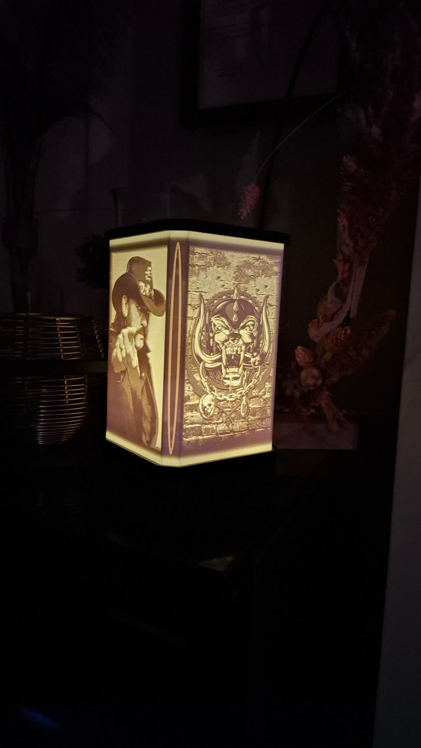 Lemmy  / motorhead  tafel  light