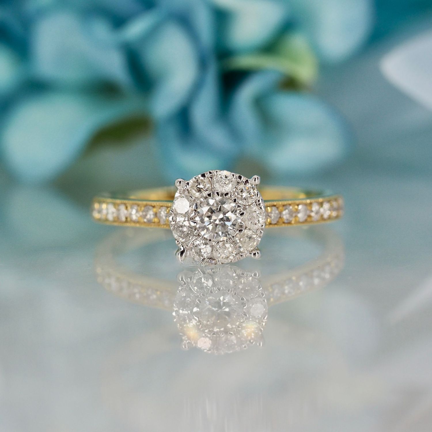 9ct Yellow Gold 0.52ct Round Brilliant Cut Diamond Cluster Ring