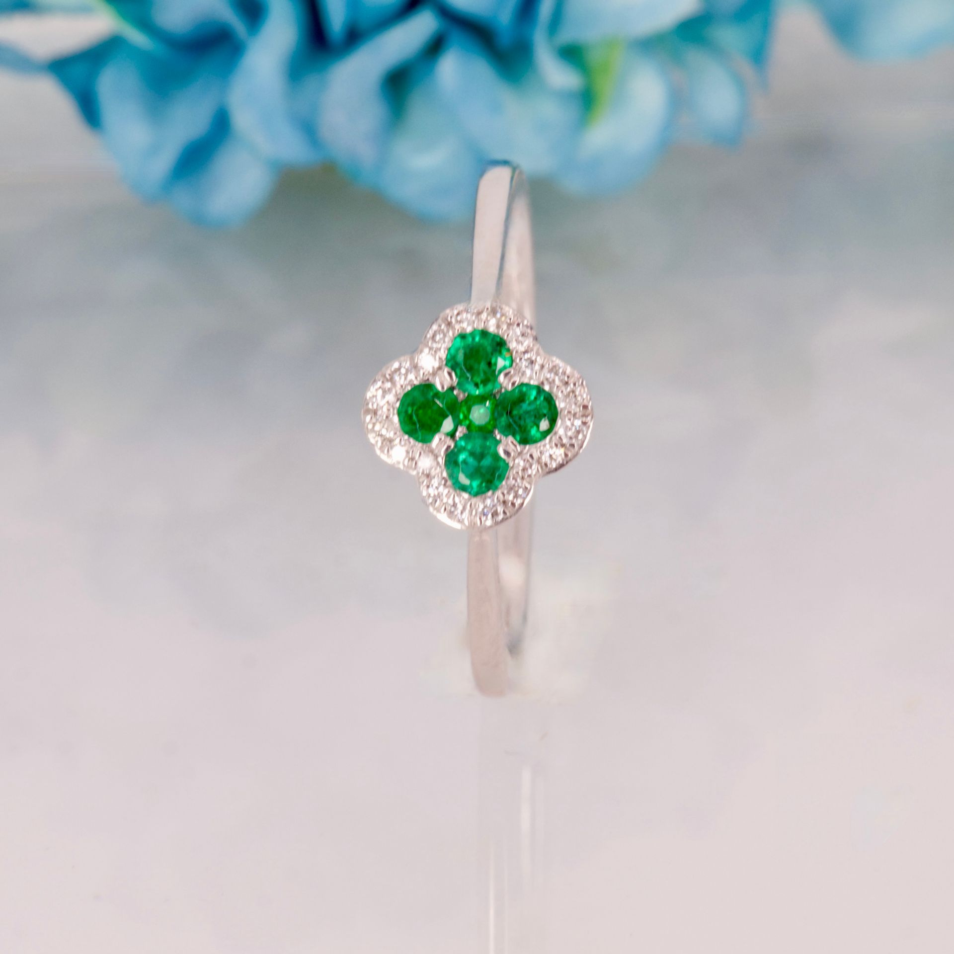 Platinum Round Cut Emerald & Diamond Clover Cluster Ring