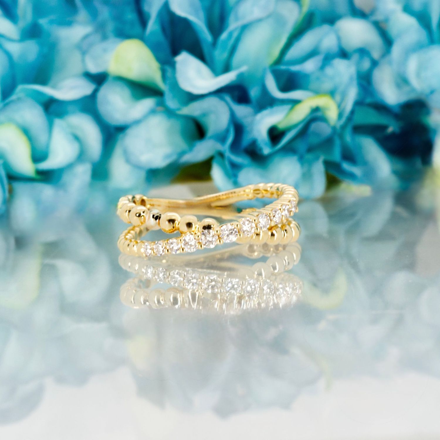 9ct Yellow Gold 0.25ct Round Brilliant Cut Diamond Crossover Eternity Ring