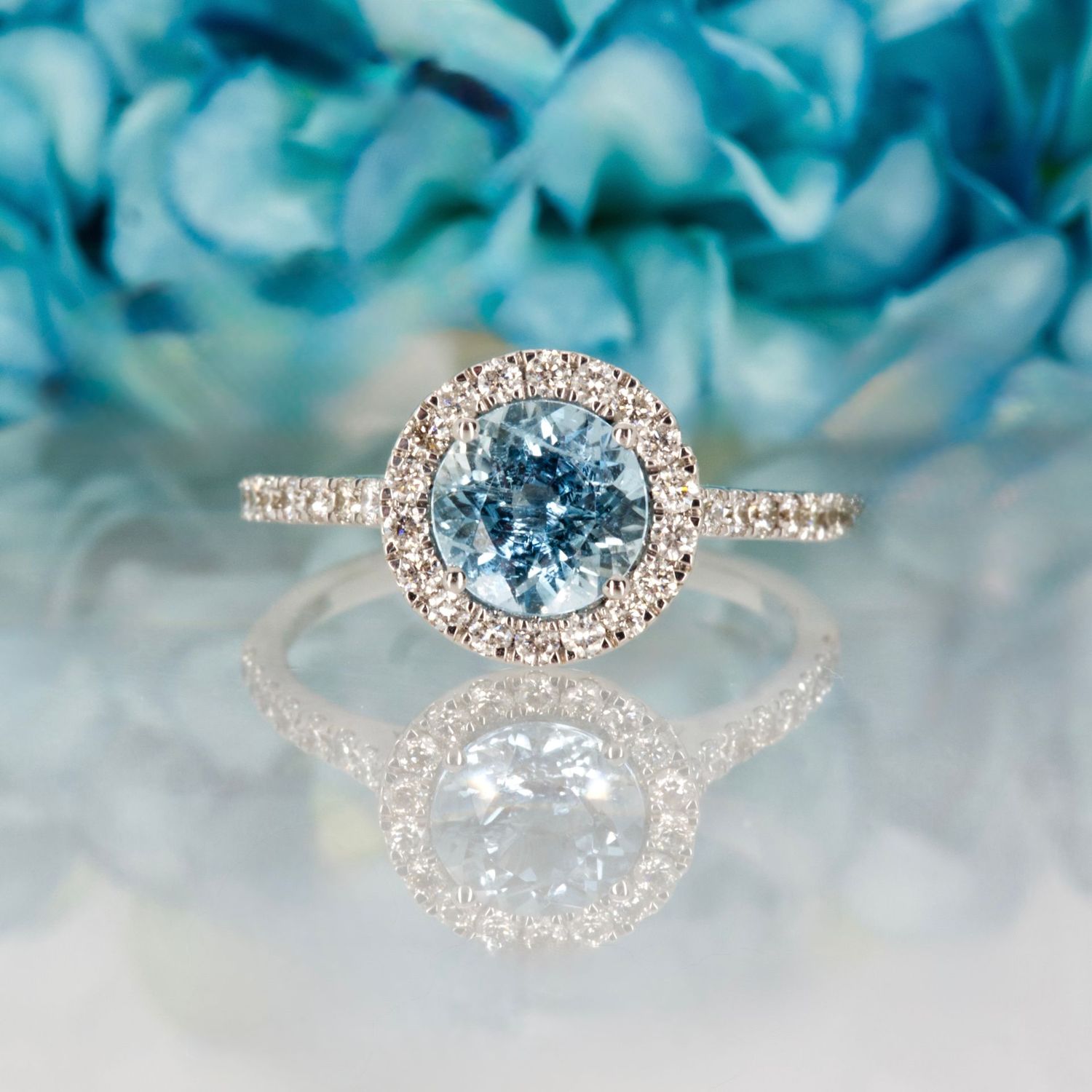 9ct White Gold Round Cut Aquamarine & Round Brilliant Cut Diamond Halo Cluster Ring