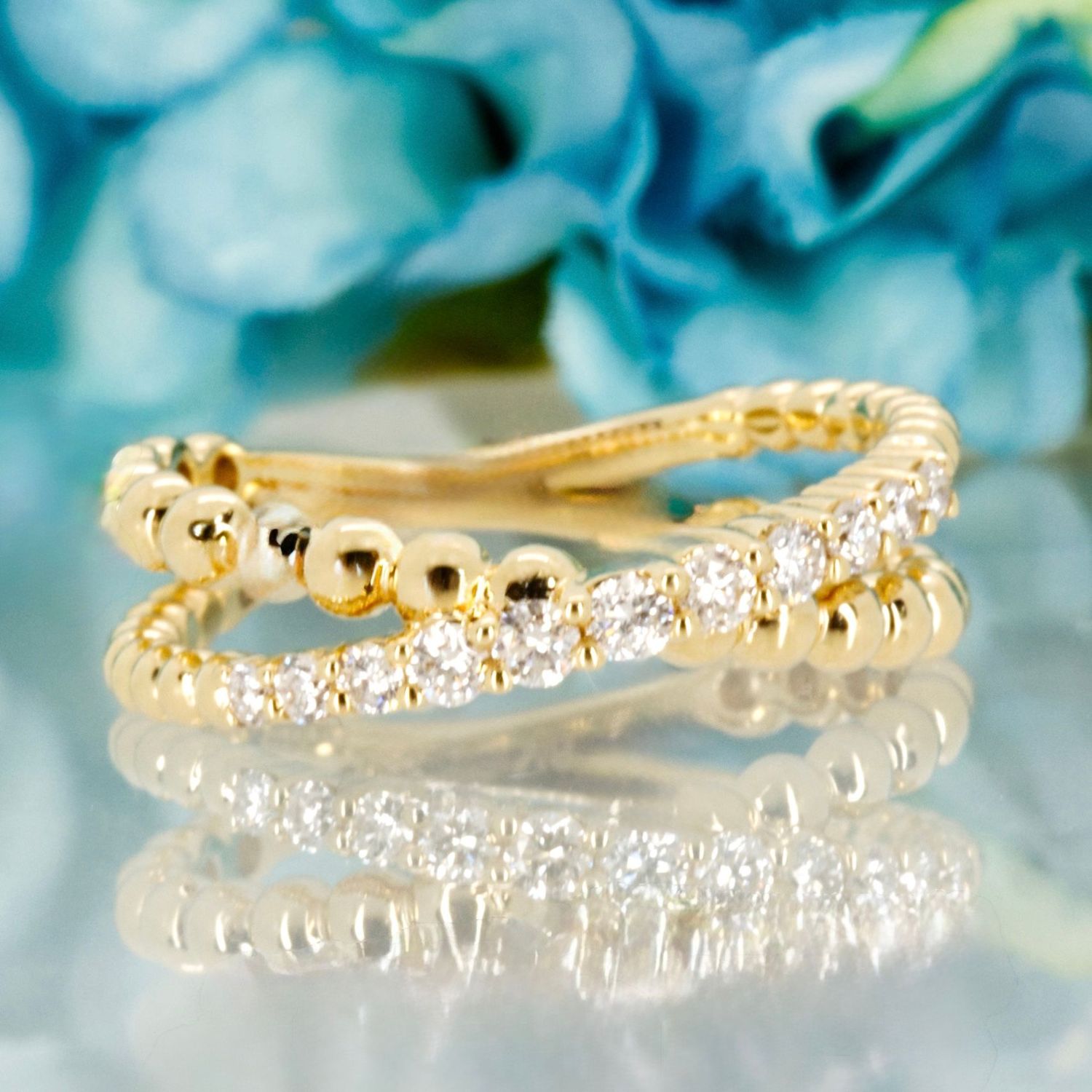 9ct Yellow Gold 0.25ct Round Brilliant Cut Diamond Crossover Eternity Ring